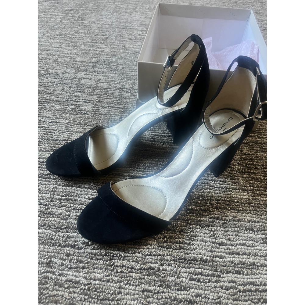 Bandolino B-Armory Black Suede Block Heel Ankle Strap Sandals 8M